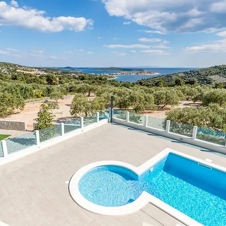 Ivelja Holiday home Sibenik